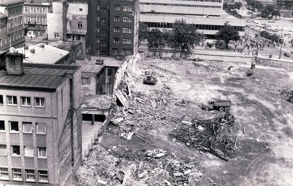 Námestie Osloboditeľov3